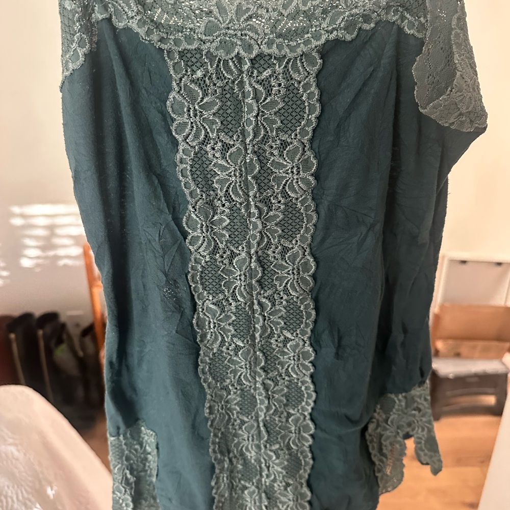 Lily Women's Camisole in Teal Lace